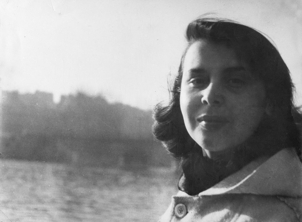 Blanca Varela - Foto de Vicente de Szyslo (Archivo Familiar).